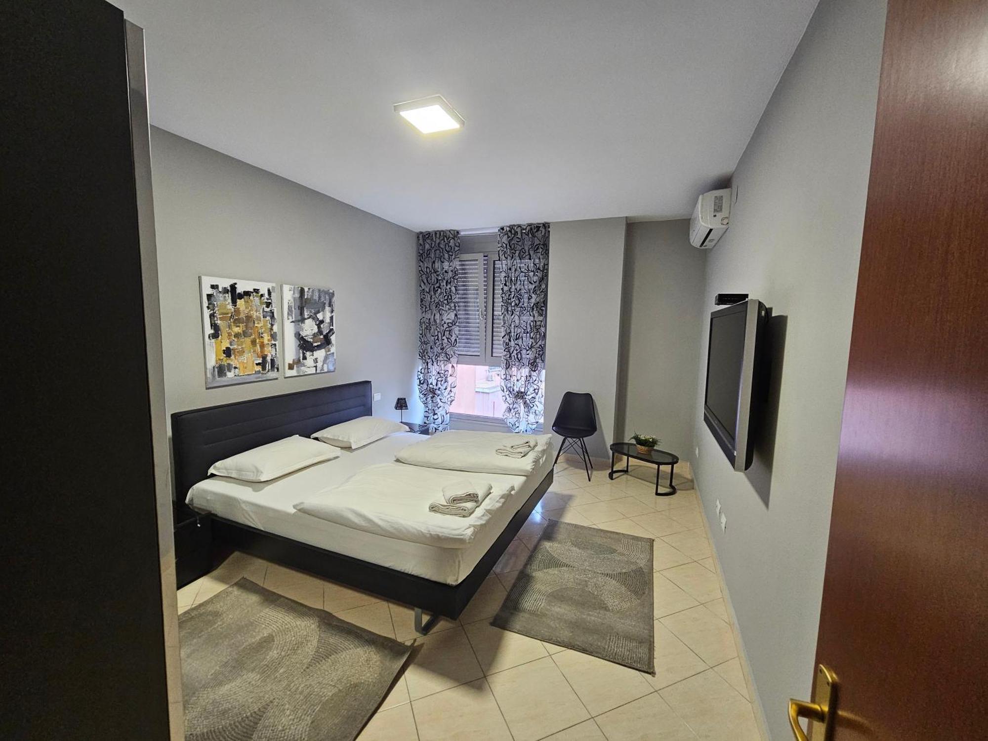 Tirana Center Apartment 12 エクステリア 写真